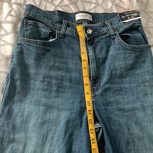 NEW🔥 Abercrombie & Fitch The 90s Straight Jean - Picture 7 of 14